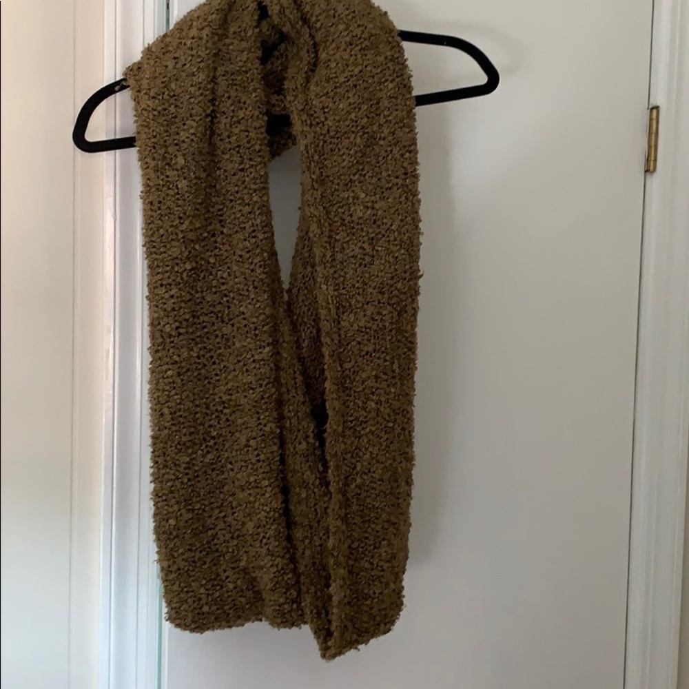 Infinity scarf